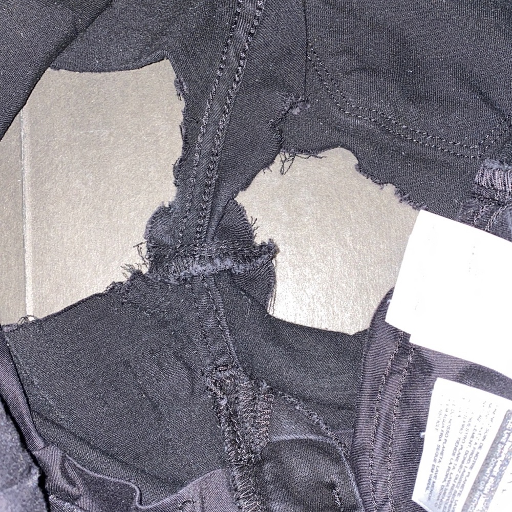 Levi’s 311 Shaping Skinny Size 27 Faded Black Cutoff Jean High Waist Shorts - Picture 10 of 13